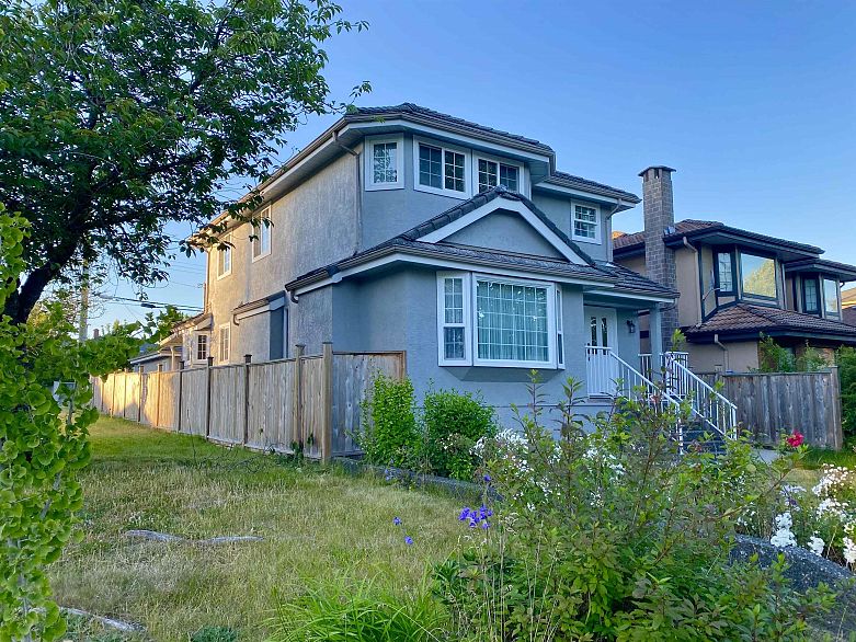 195 W 46th Avenue