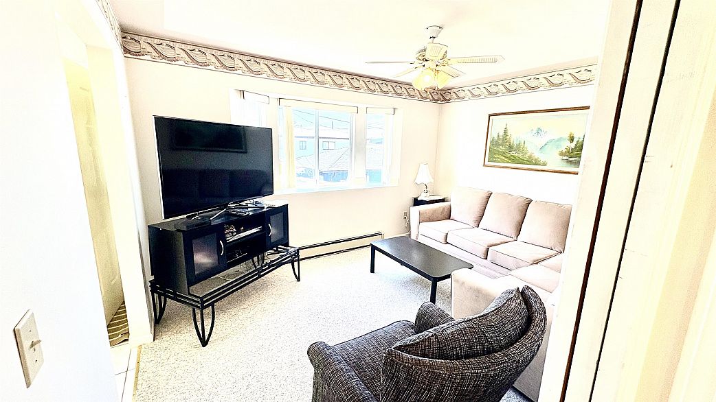 5095 Nanaimo Street