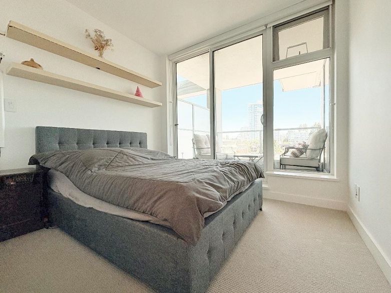 522 2220 Kingsway