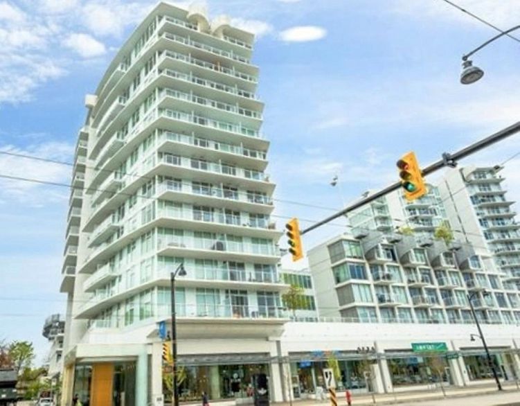 522 2220 Kingsway
