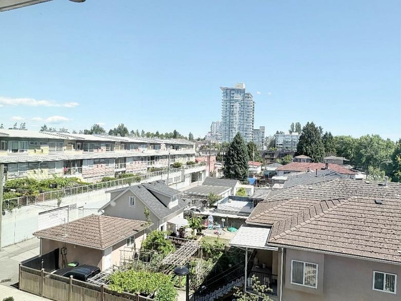 522 2220 Kingsway