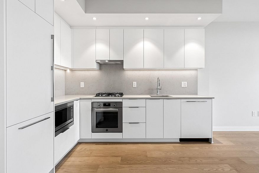 1307 6138 Birney Avenue