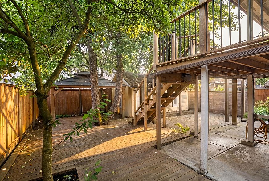 1859 Semlin Drive