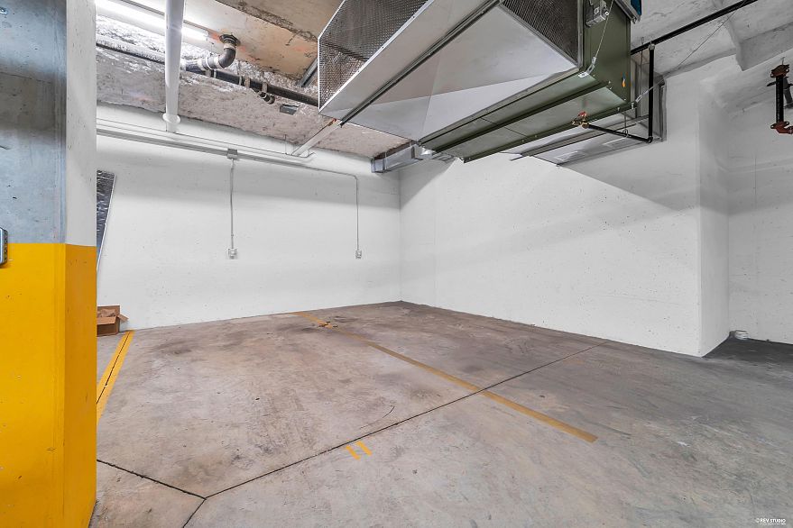 469 W 63rd Avenue