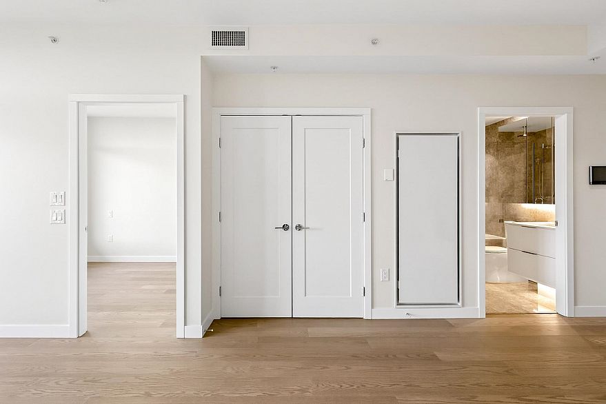 1307 6138 Birney Avenue