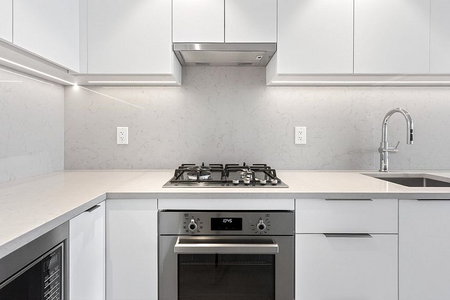 1307 6138 Birney Avenue