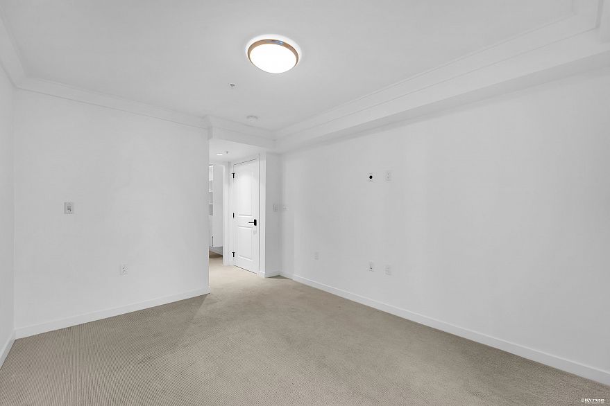 469 W 63rd Avenue