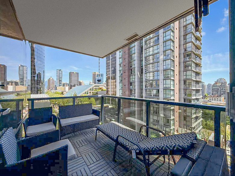 708 1050 Burrard Street