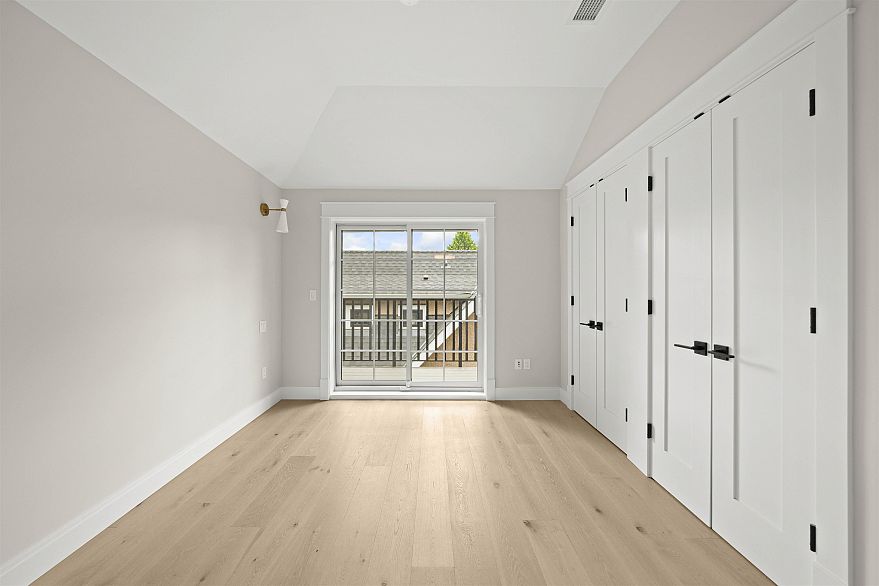 1458 W 45th Avenue