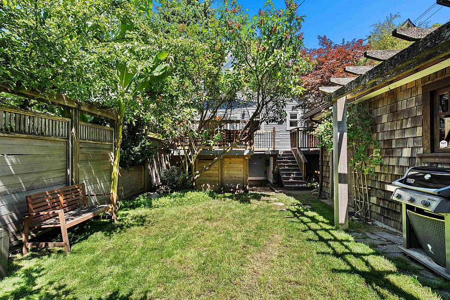184 E 22nd Avenue
