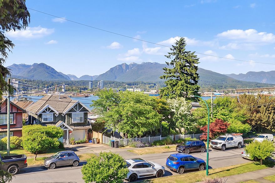588 N Kaslo Street