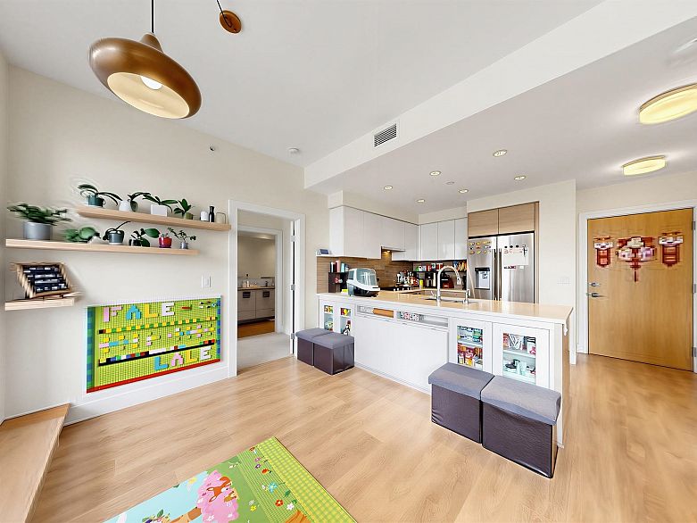 903 3451 Sawmill Crescent