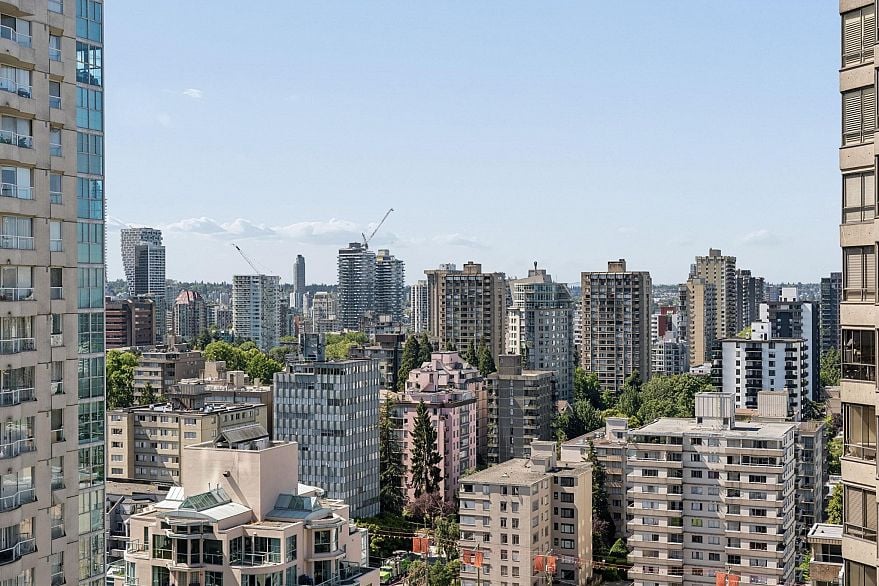 2803 1367 Alberni Street