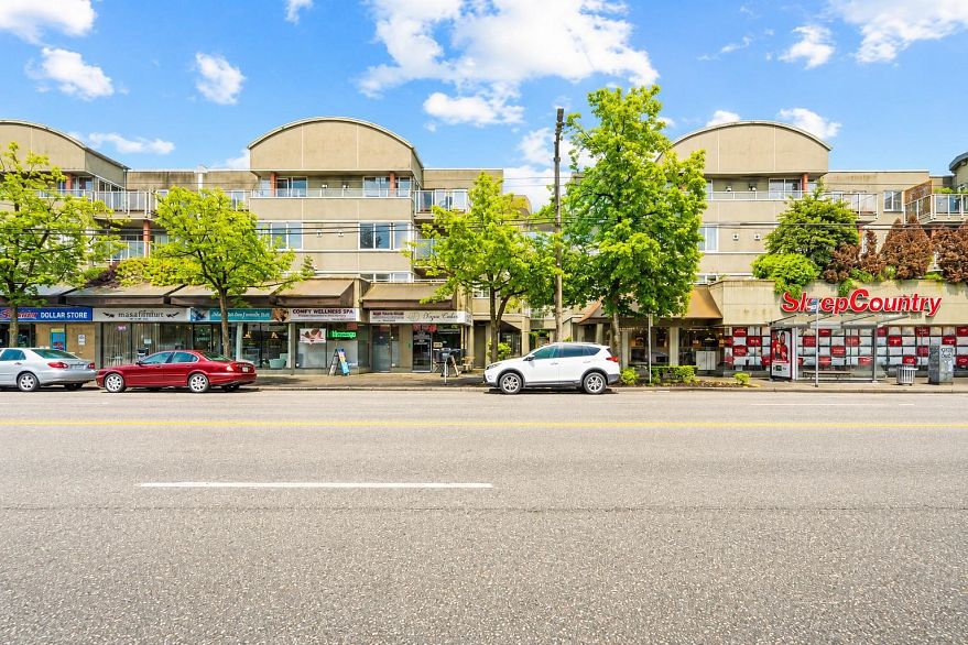 108 3250 W Broadway