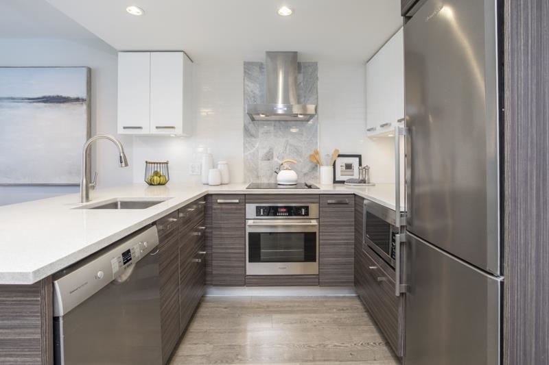1401 1783 Manitoba Street