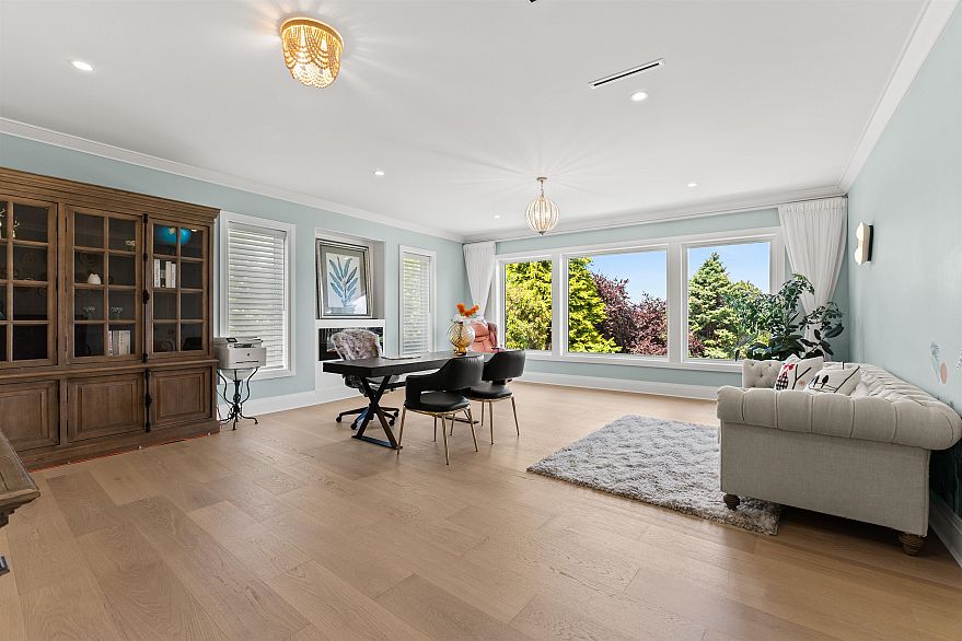 5747 Newton Wynd