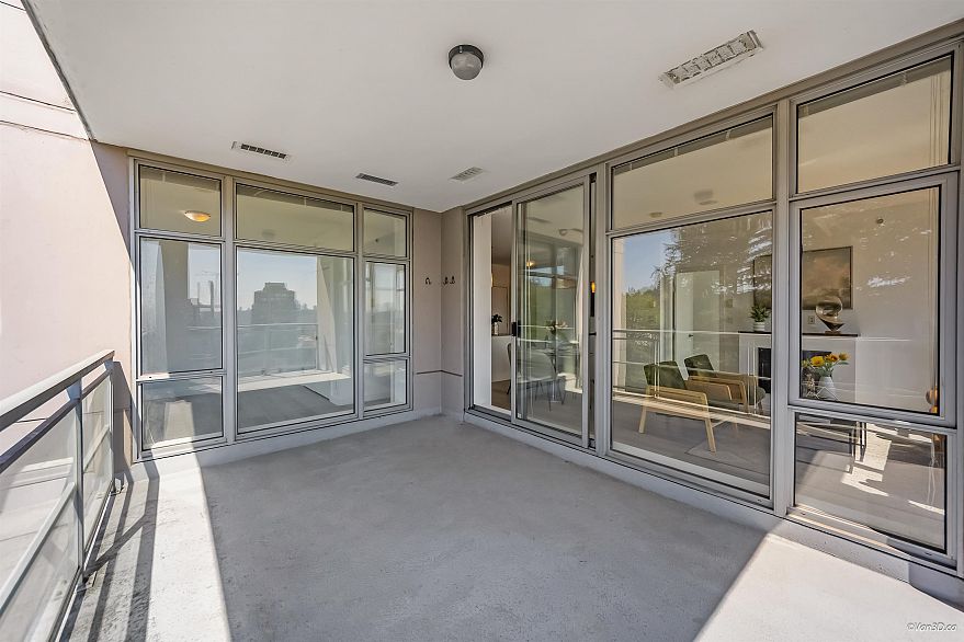 1206 280 Ross Drive
