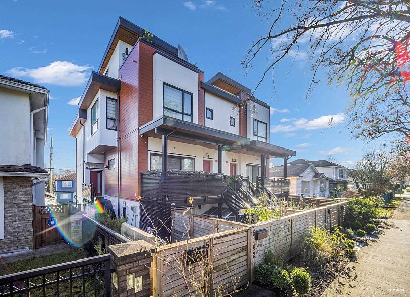 5140 Slocan Street