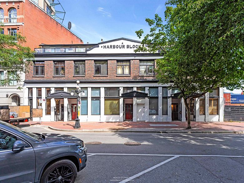 83 Alexander Street