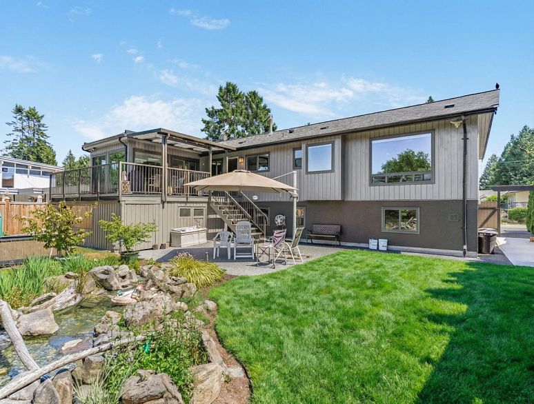 5261 Upland Drive
