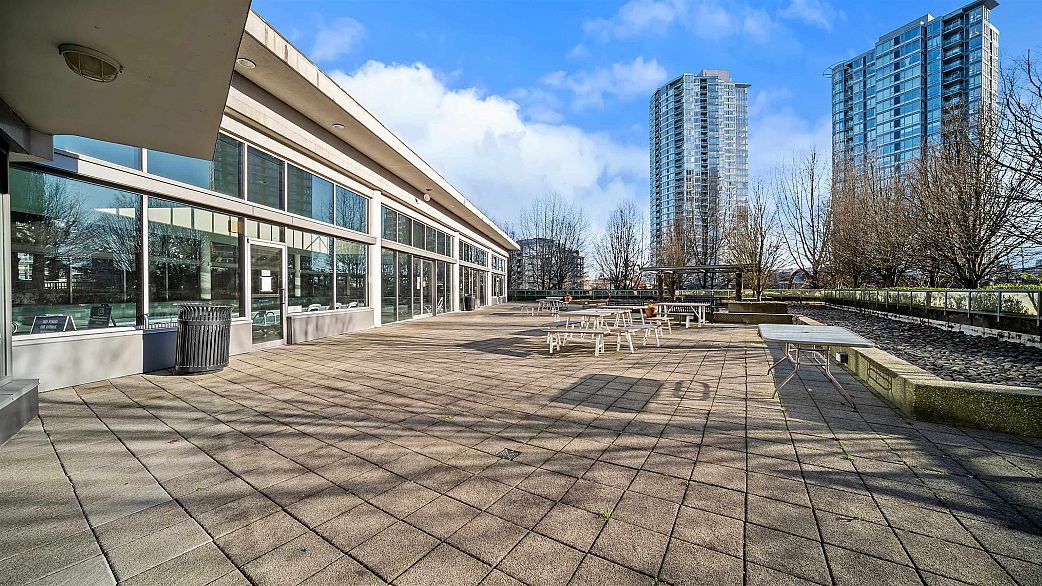 2809 1008 Cambie Street