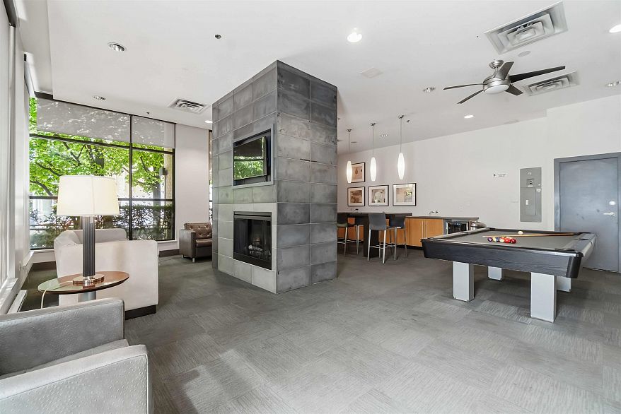 1408 1295 Richards Street