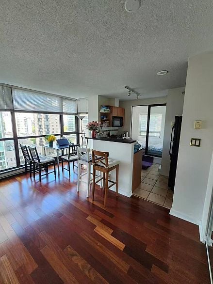 1208 1331 Alberni Street