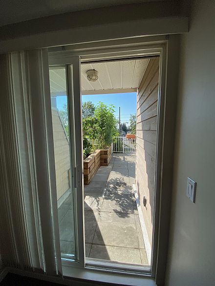 210 6991 Victoria Drive