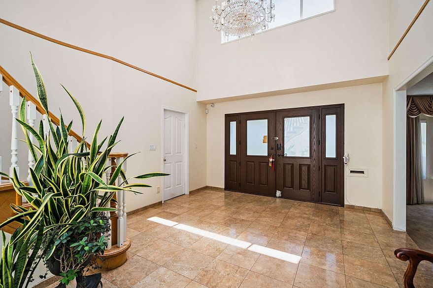455 W 26th Avenue