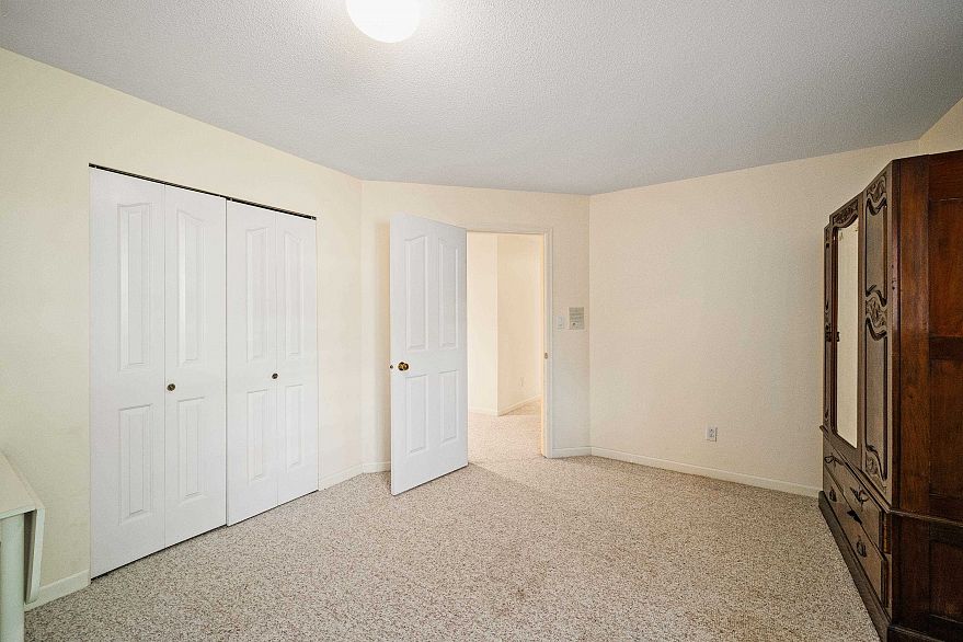 455 W 26th Avenue