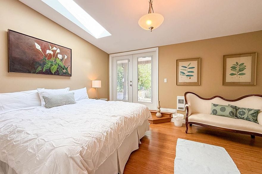 ADDRESS WITHHELD, North Vancouver BC V7P 2J7