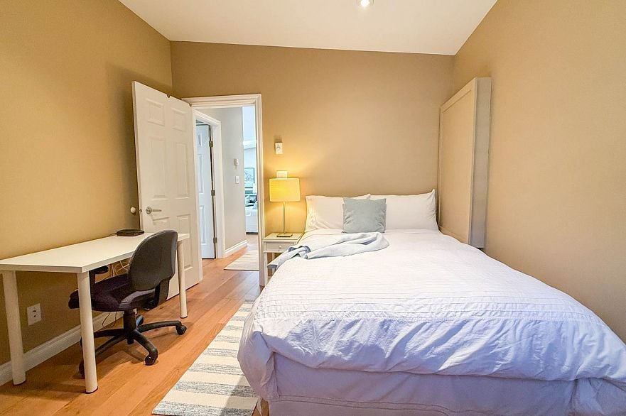 ADDRESS WITHHELD, North Vancouver BC V7P 2J7