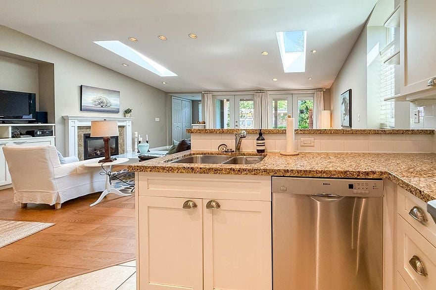 ADDRESS WITHHELD, North Vancouver BC V7P 2J7