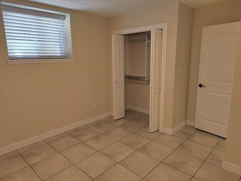 4296 DUNDAS STREET, Burnaby BC V5C 1B1