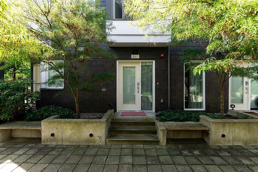 637 Victoria Drive