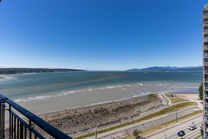 1301 1575 Beach Avenue
