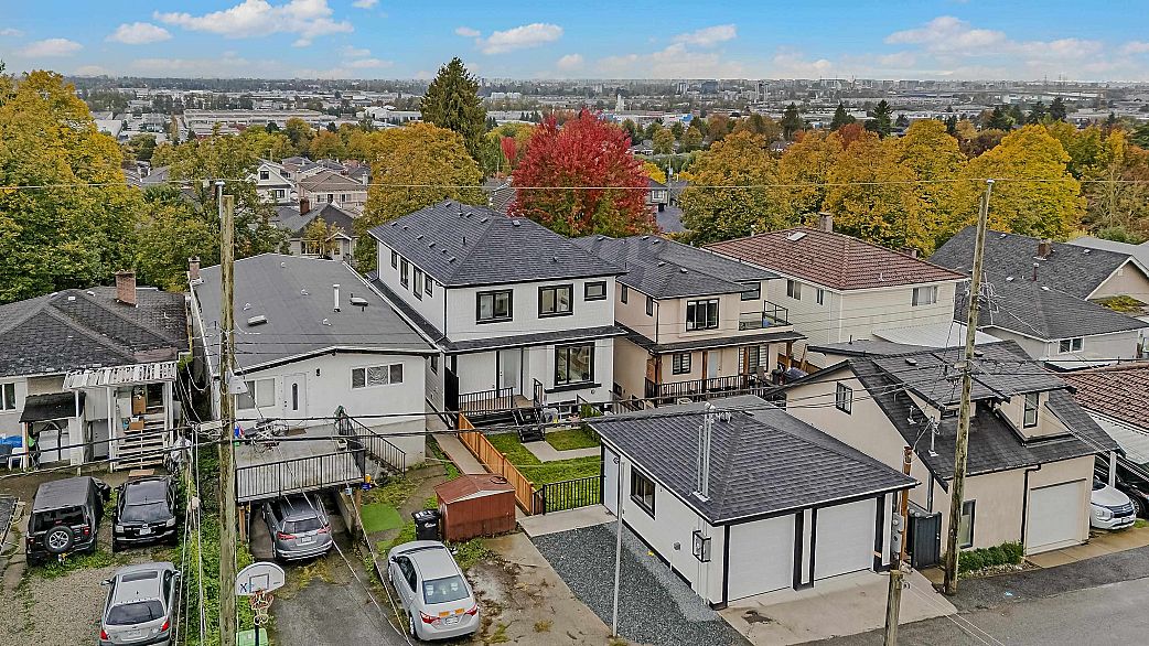 583 E 60th Avenue