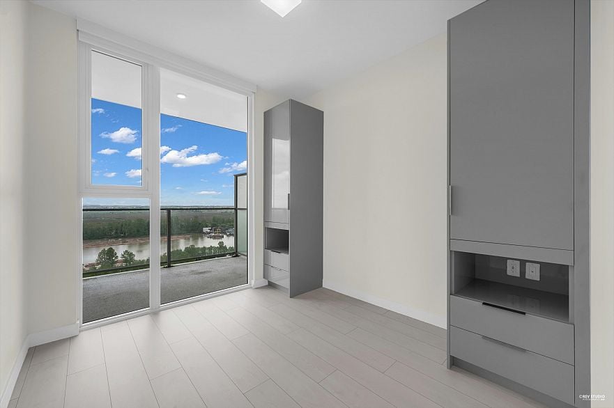 2406 3538 Sawmill Crescent