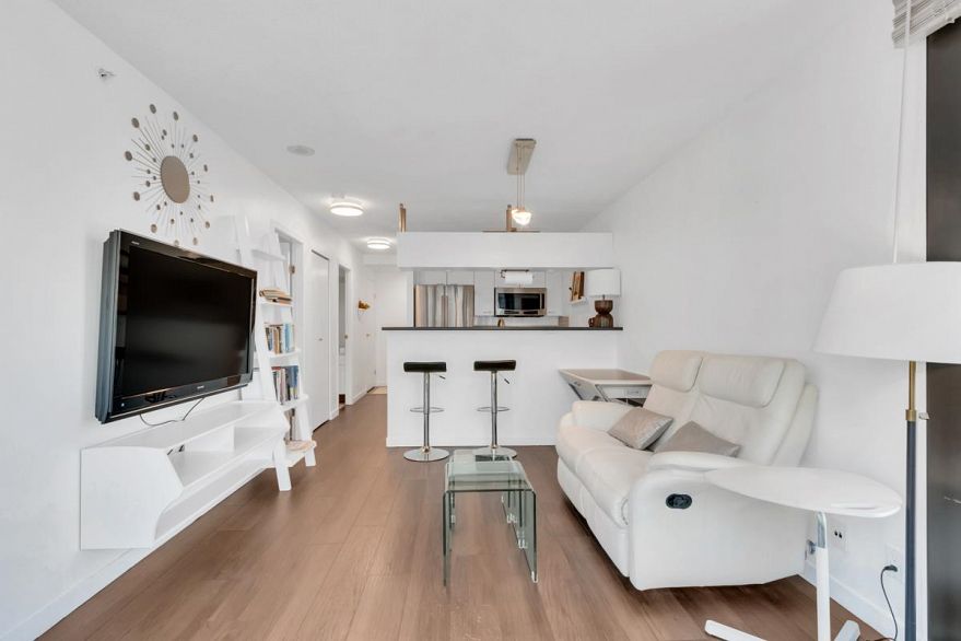 1601 1331 Alberni Street
