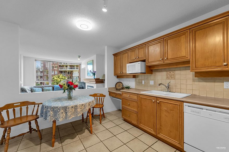 707 5639 Hampton Place