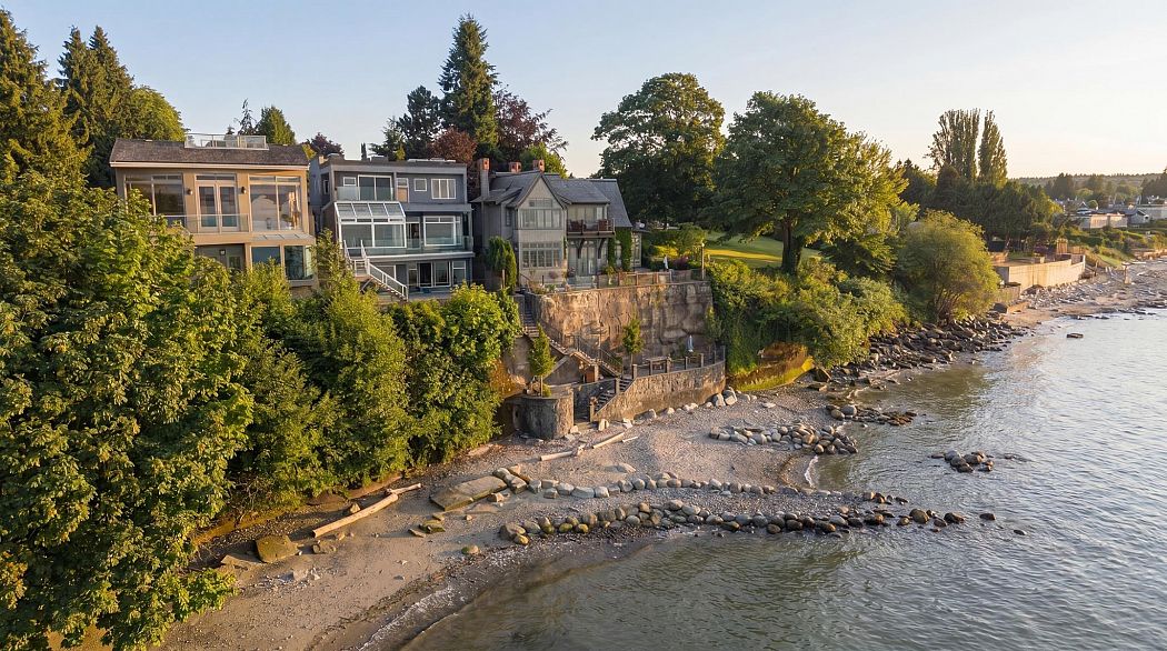 2711 Point Grey Road