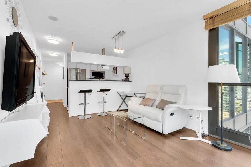 1601 1331 Alberni Street