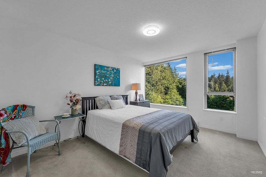 707 5639 Hampton Place