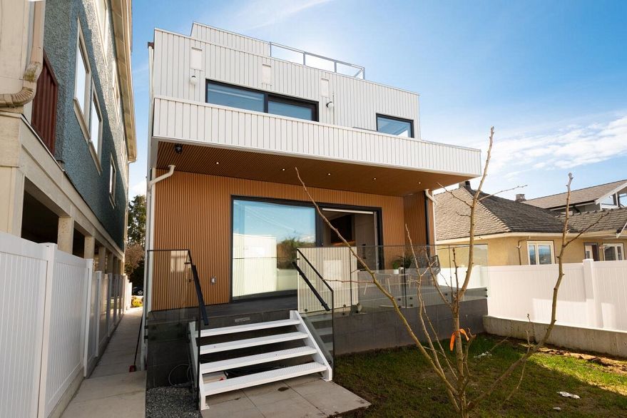 3679 Pandora Street