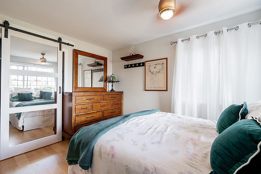 102 1530 Mariner Walk
