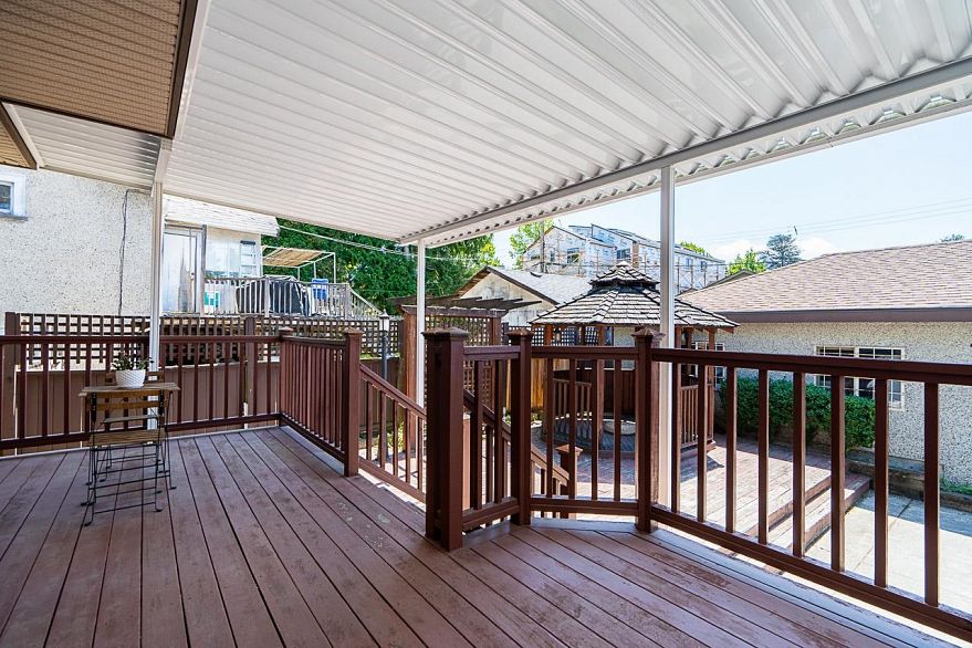 732 W 26th Avenue