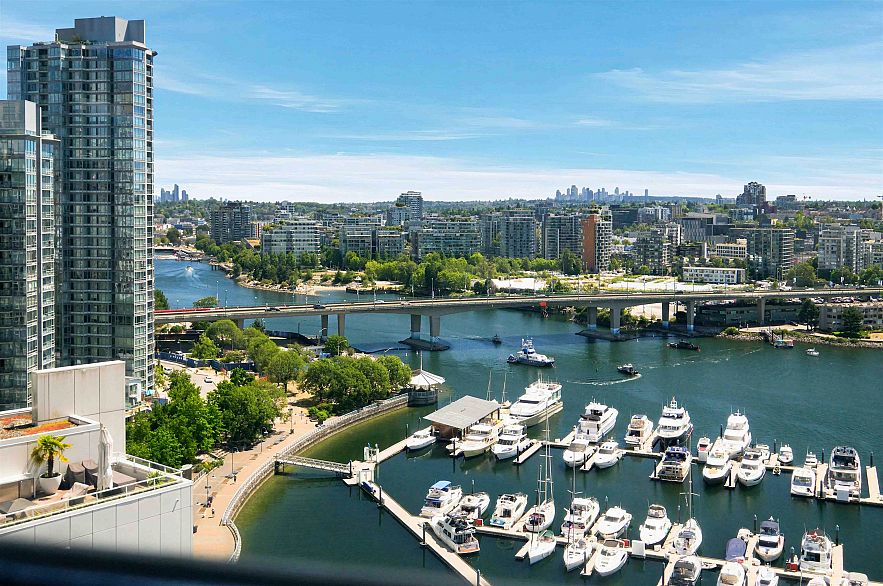2303 1199 Marinaside Crescent