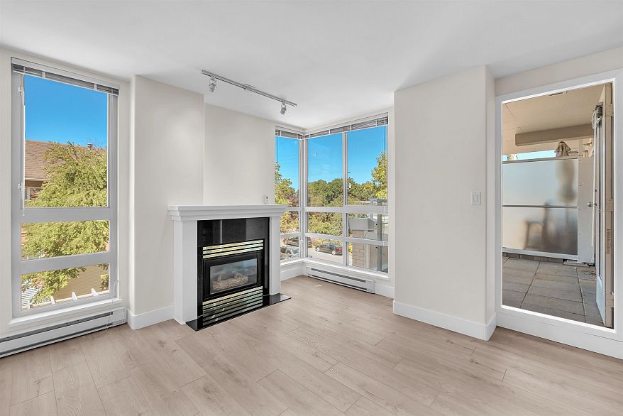 403 1818 W 6th Avenue