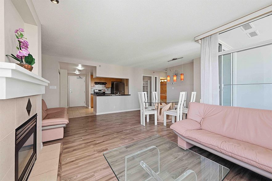 2303 1199 Marinaside Crescent