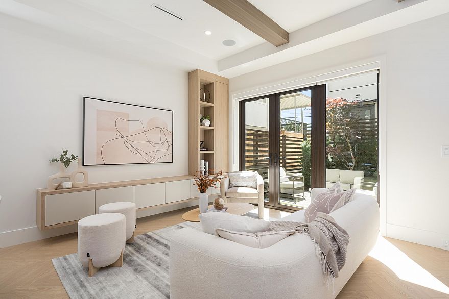 2 3391 Victoria Drive
